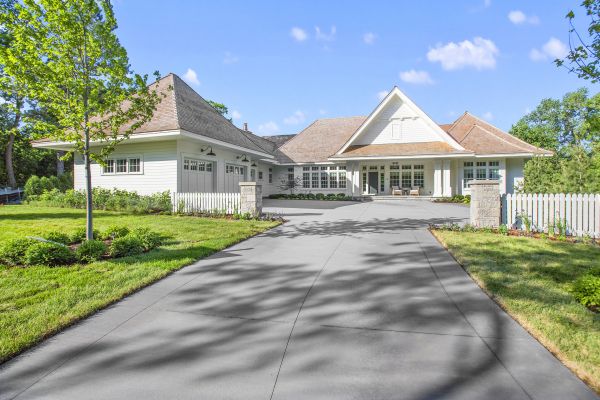 Tar And Chip Service in North Little Rock